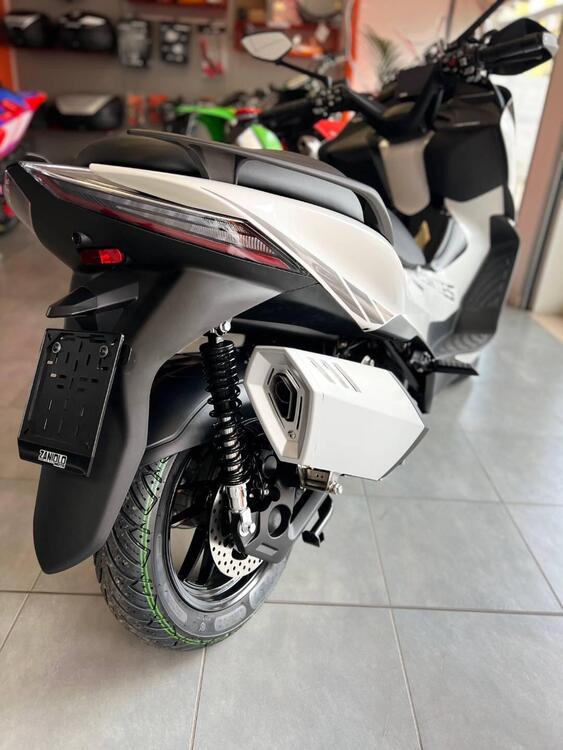 Zontes ZT368-E (2025) (4)