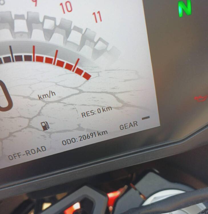 Moto Morini X-Cape 650 (2021 - 25) (3)