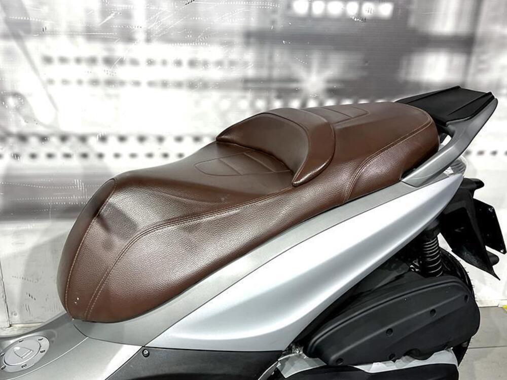 Piaggio Beverly 350 SportTouring ie (2011 - 15) (4)