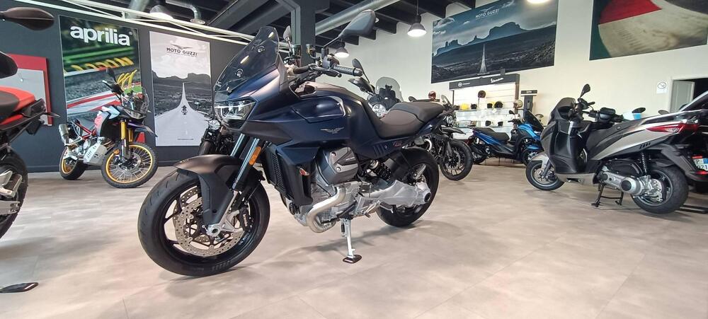 Moto Guzzi V100 Mandello (2025) (4)