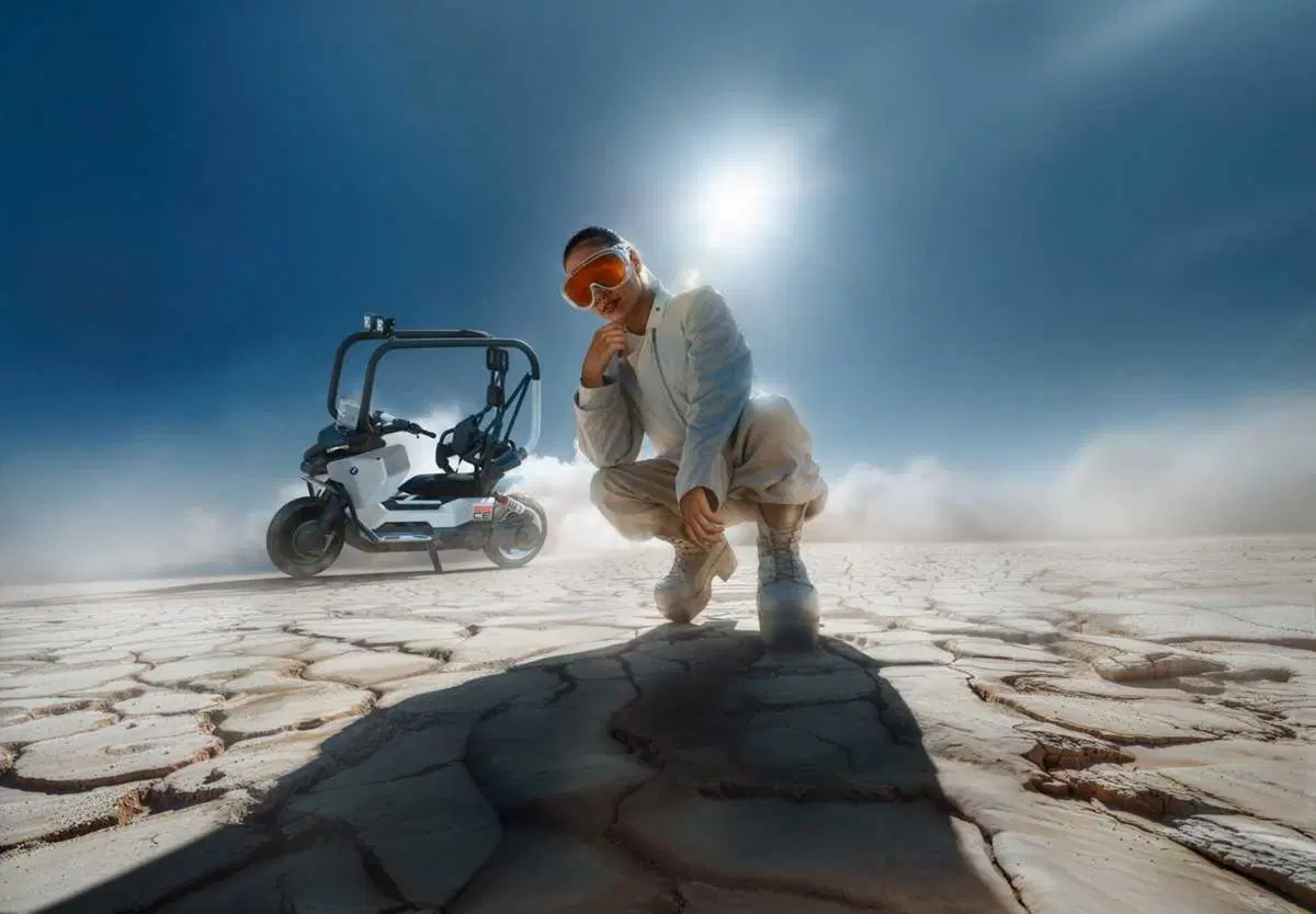 BMW Motorrad Vision CE: uno sguardo al futuro della mobilità urbana su due ruote