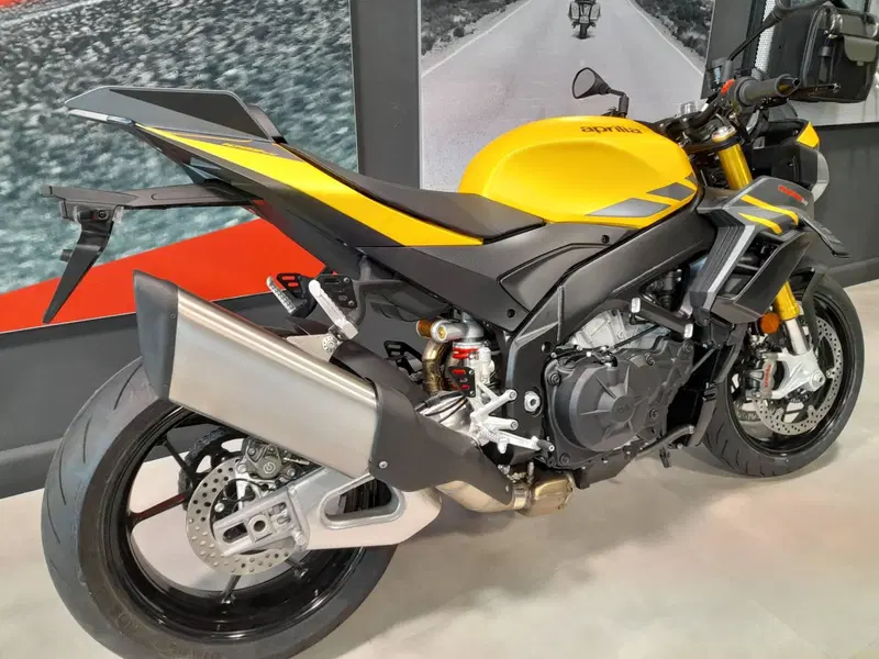 Aprilia Tuono V4 (2025 - 26) (3)