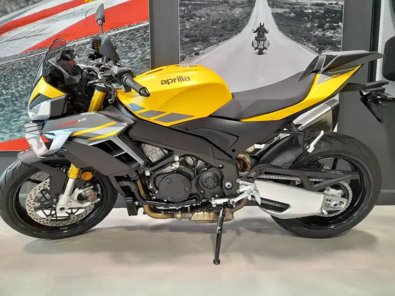 Aprilia Tuono V4 (2025 - 26) (4)