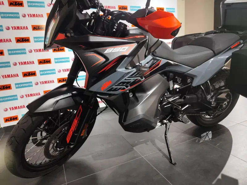 KTM 890 Adventure (2021) (2)