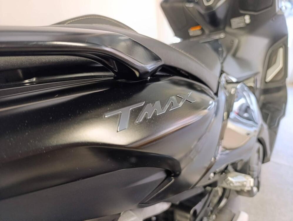 Yamaha T-Max 560 Tech Max (2022 - 24) (5)