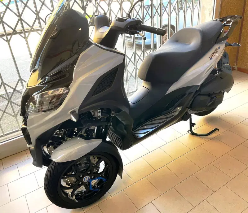 Piaggio MP3 310 Sport (2025 - 26)