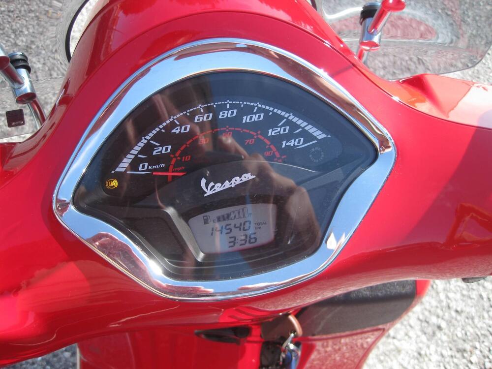 Vespa GTS 125 Super (2017 - 18) (3)