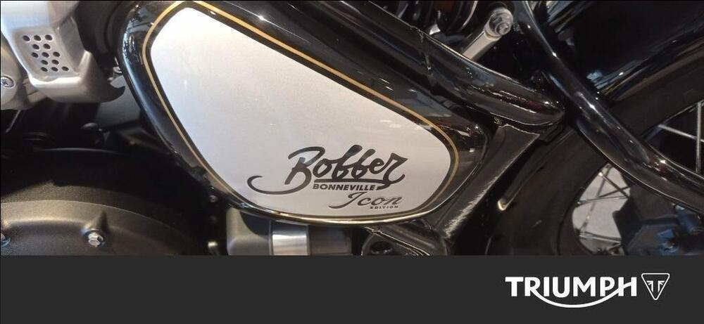 Triumph Bonneville Bobber 1200 Icon Edition (2025) (3)