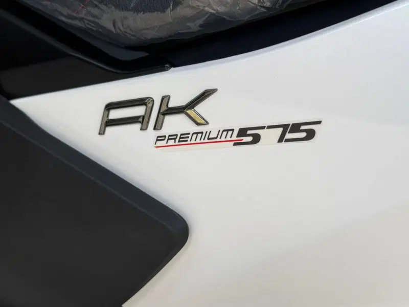 Kymco AK 575 Premium (2025 - 26) (3)