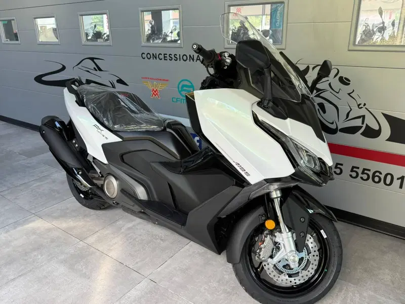 Kymco AK 575 Premium (2025 - 26) (6)