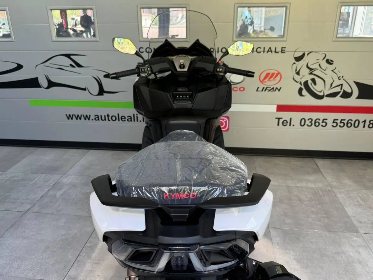 Kymco AK 575 Premium (2025 - 26) (7)