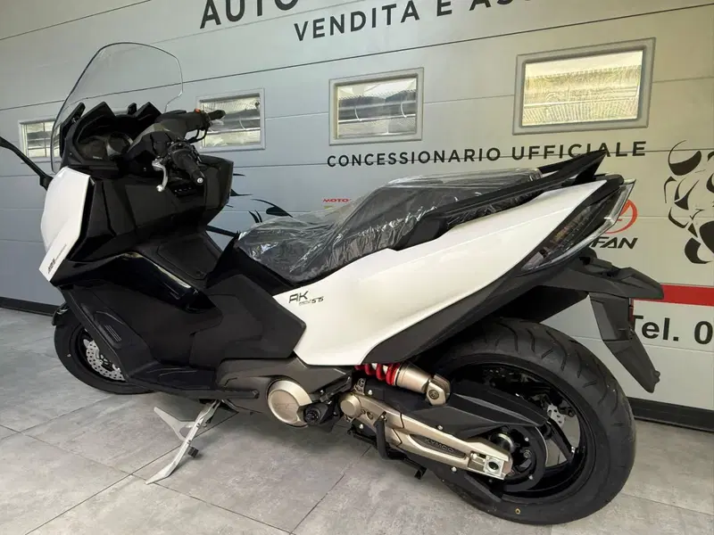 Kymco AK 575 Premium (2025 - 26) (12)