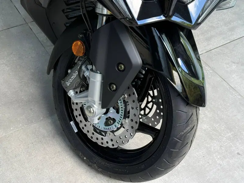 Kymco AK 575 Premium (2025 - 26) (19)