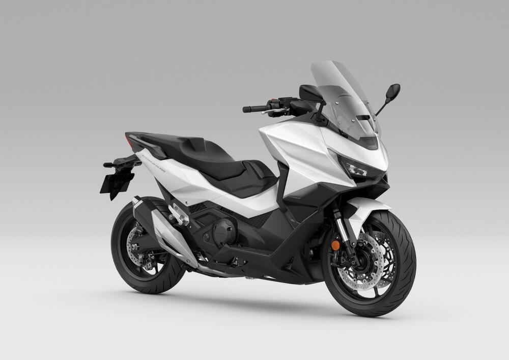 Honda Forza 750 (2025) (2)