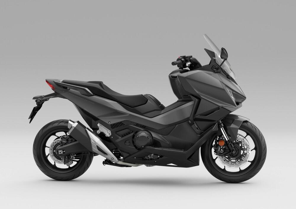 Honda Forza 750 (2025)