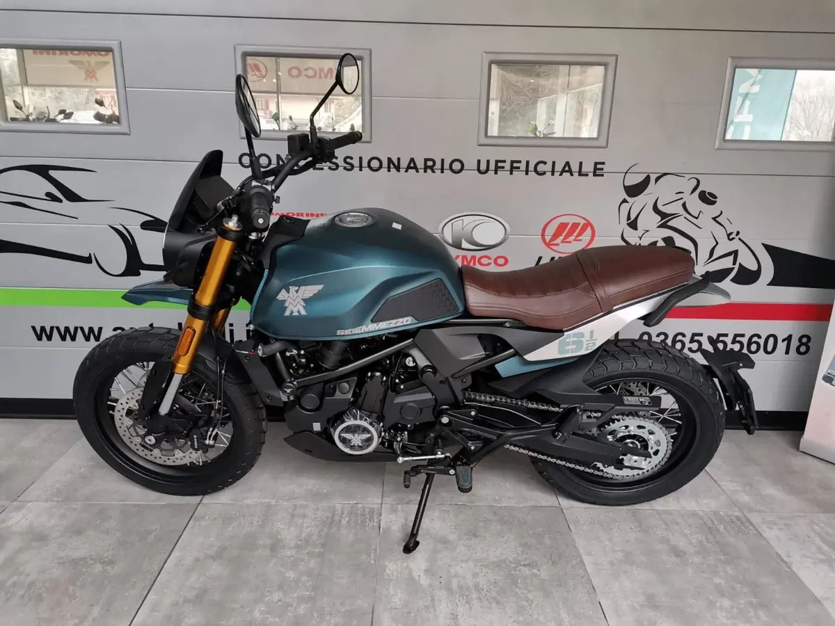 Moto Morini SEIEMMEZZO SCR (2022 - 26) (2)