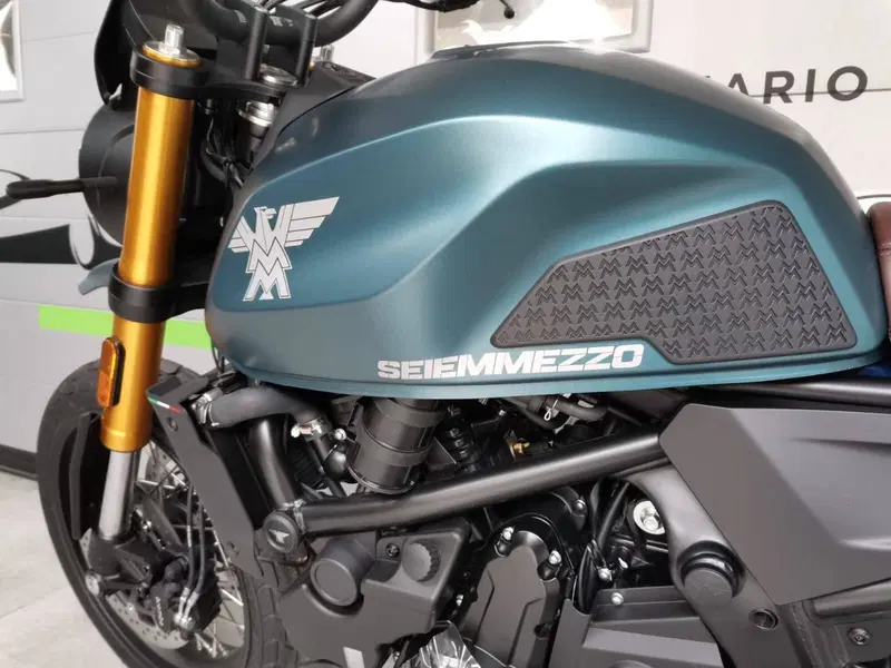 Moto Morini SEIEMMEZZO SCR (2022 - 26) (12)