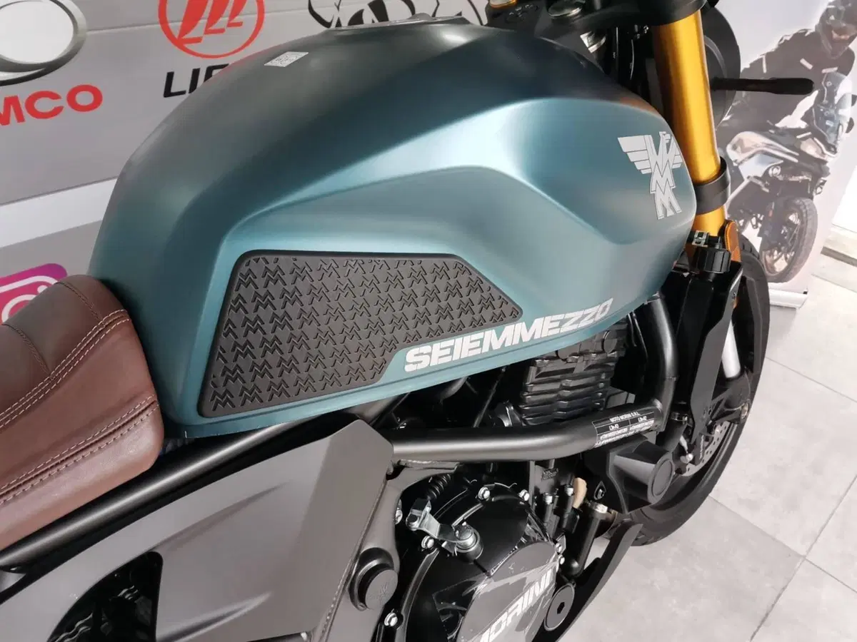 Moto Morini SEIEMMEZZO SCR (2022 - 26) (19)