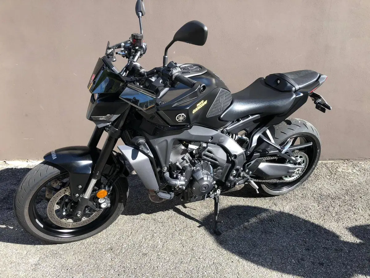 Yamaha MT-09 Y-AMT (2024 - 26) (4)