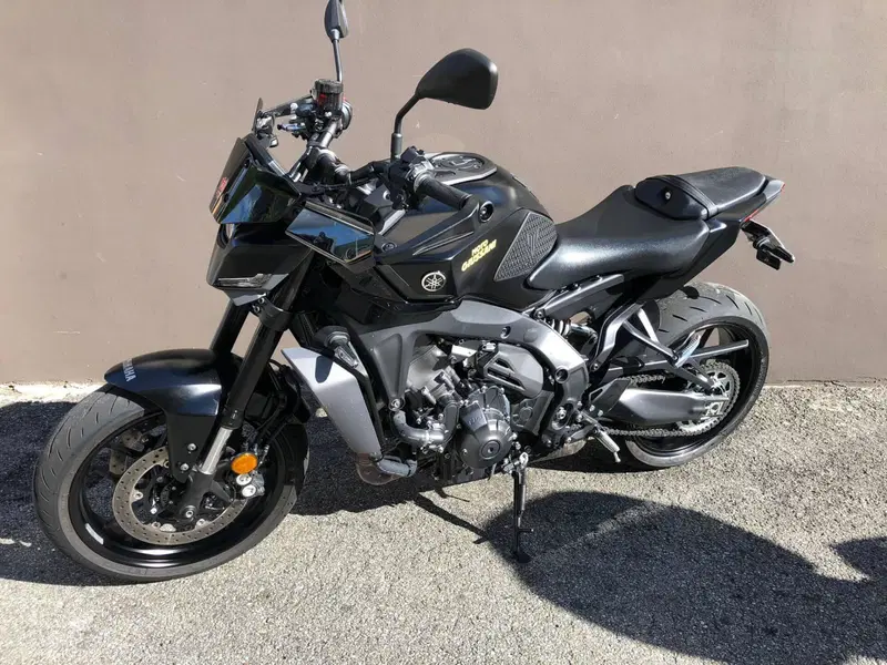 Yamaha MT-09 Y-AMT (2024 - 26) (4)