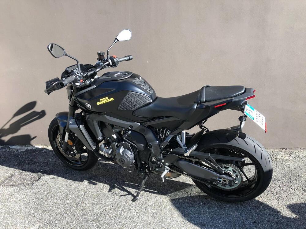 Yamaha MT-09 Y-AMT (2024 - 25) (3)