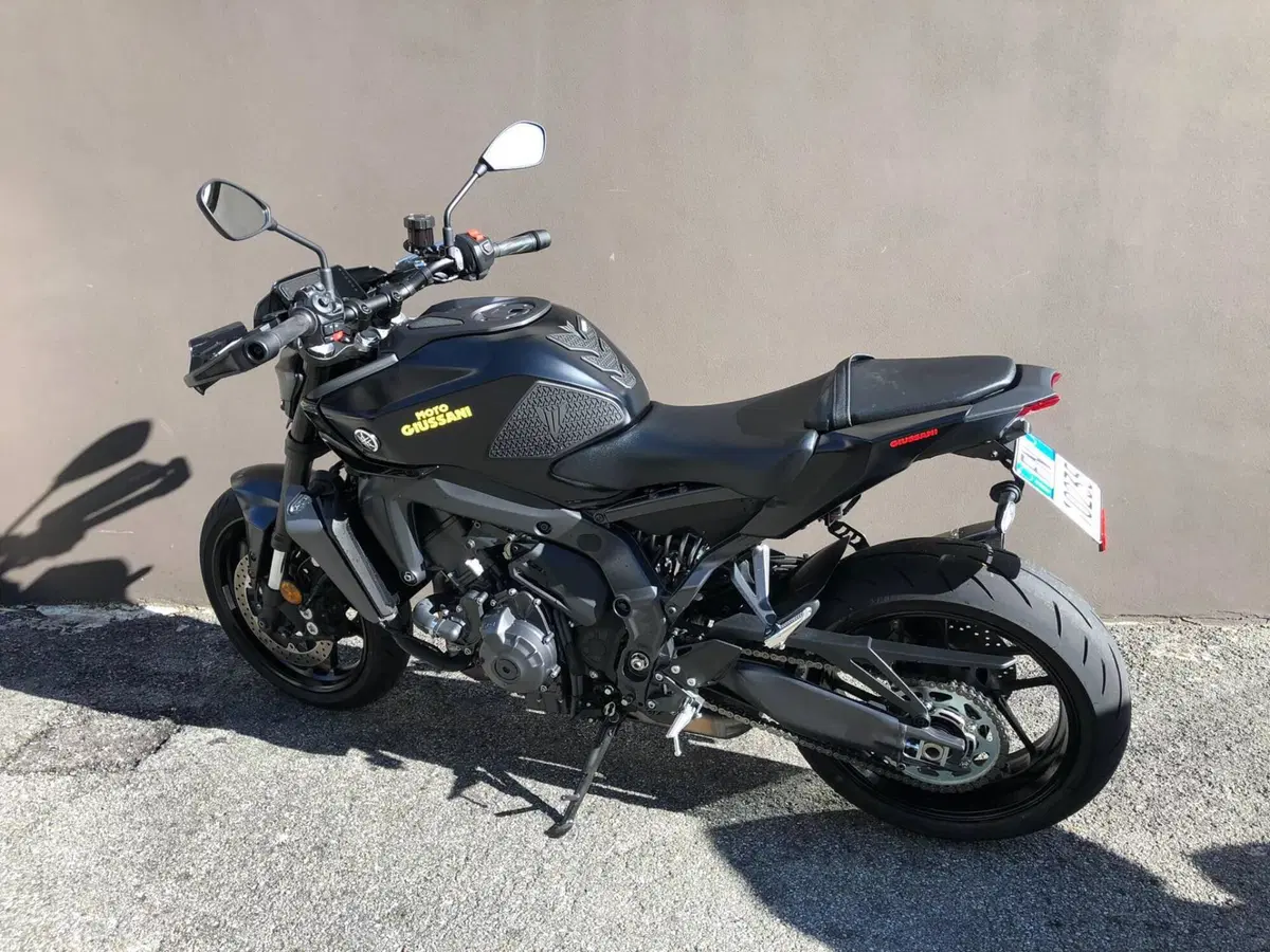 Yamaha MT-09 Y-AMT (2024 - 26) (3)
