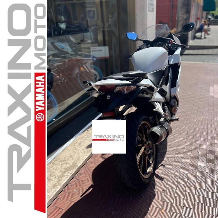 Honda VFR 800 F (2014 - 16) (4)