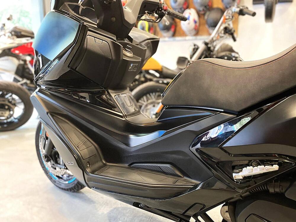 Kymco Xciting VS 400i (2023 - 25) (5)
