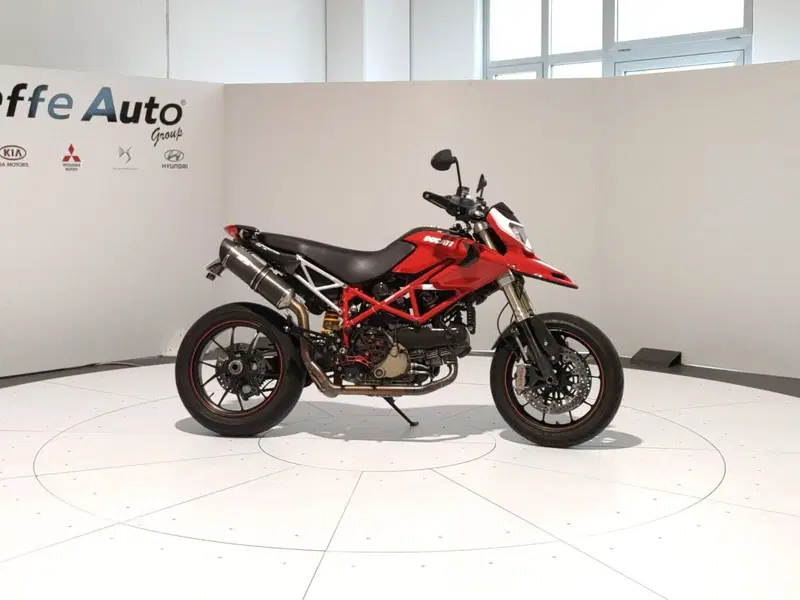Ducati Hypermotard 1100 EVO (2010 - 12) (5)