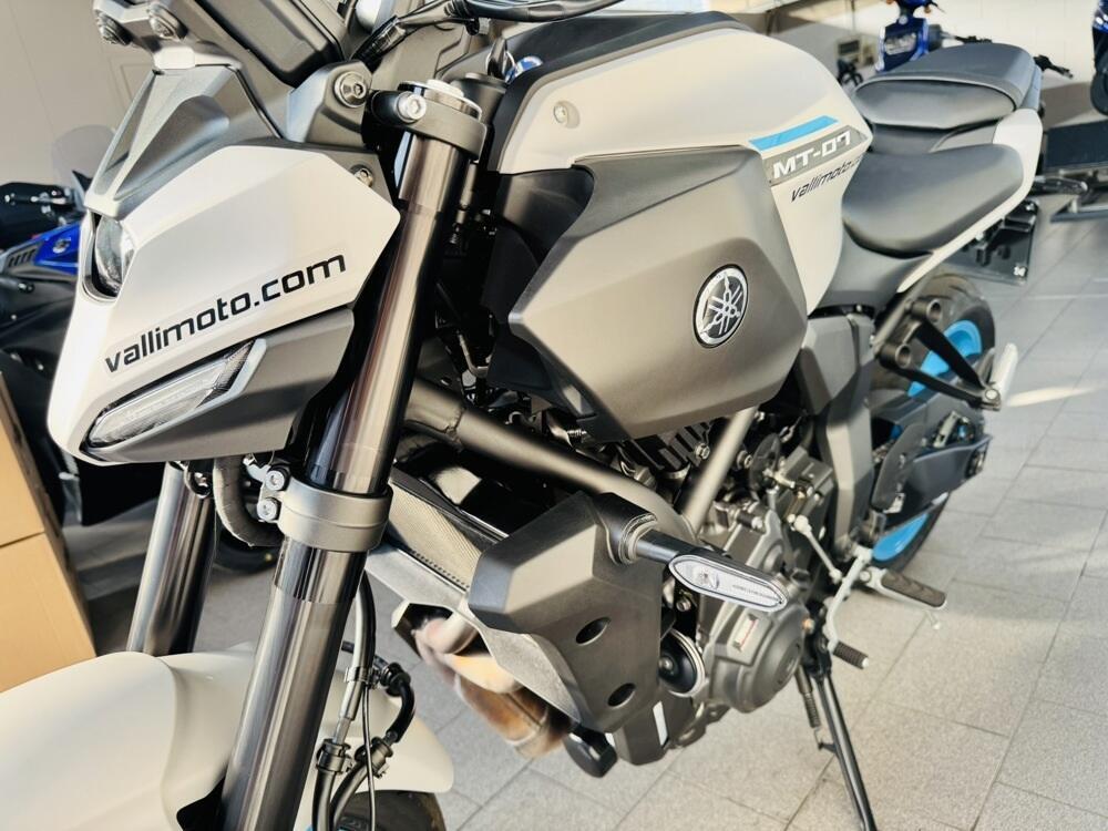 Yamaha MT-07 (2025) (4)