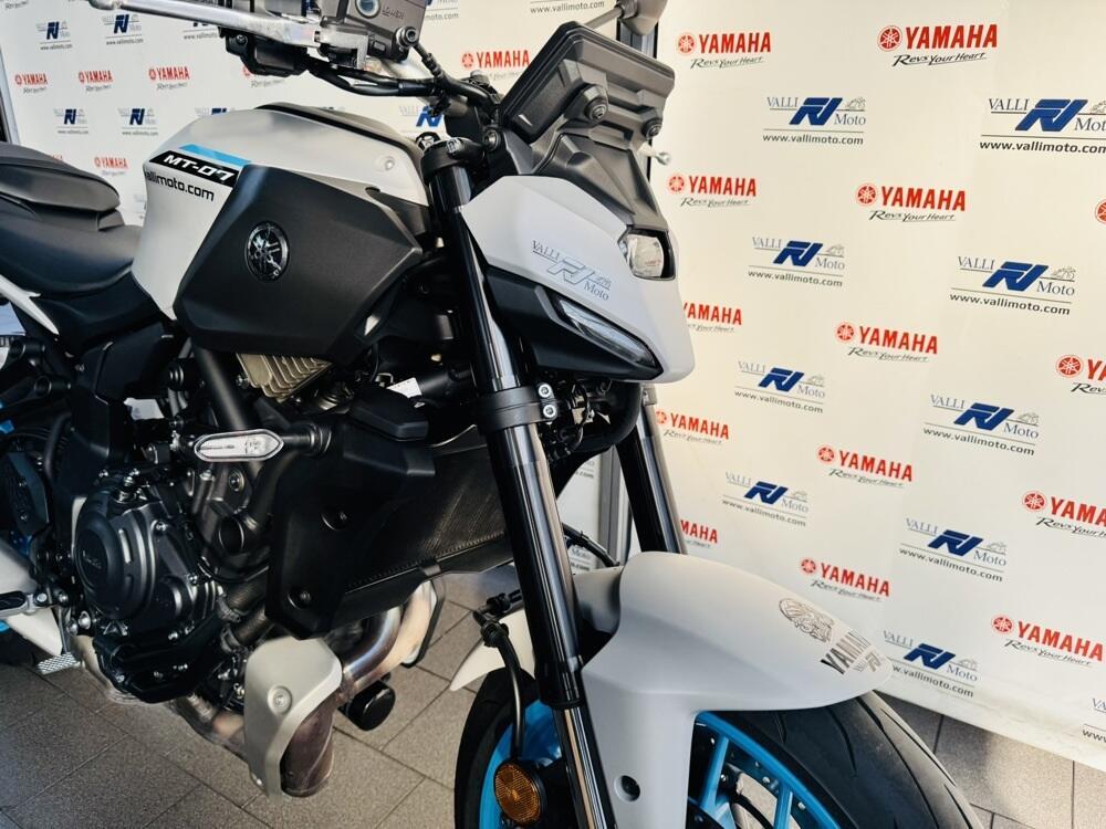 Yamaha MT-07 (2025) (2)