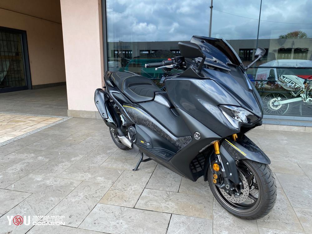 Yamaha T-Max 560 20° anniversario (2021) (3)