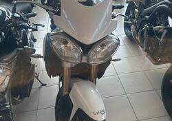 Triumph Speed Triple 1050 (2011 - 13) usata