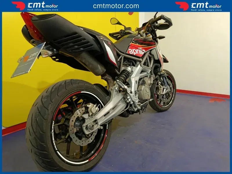 Aprilia Dorsoduro 750 (2009 - 14) (10)