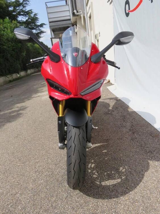 Ducati Panigale V2 S (2025) (5)