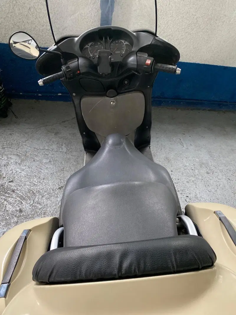 Aprilia Scarabeo 500 (2002 - 06) (6)