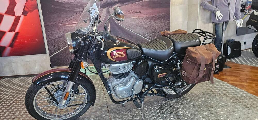 Royal Enfield Classic 350 (2021 - 25) (4)
