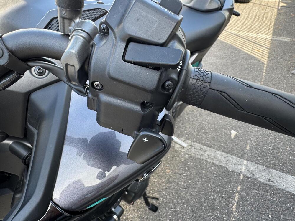 Yamaha MT-09 Y-AMT (2024 - 25) (5)