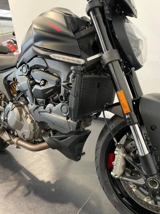 Ducati Monster 937 + (2021 - 25) (4)
