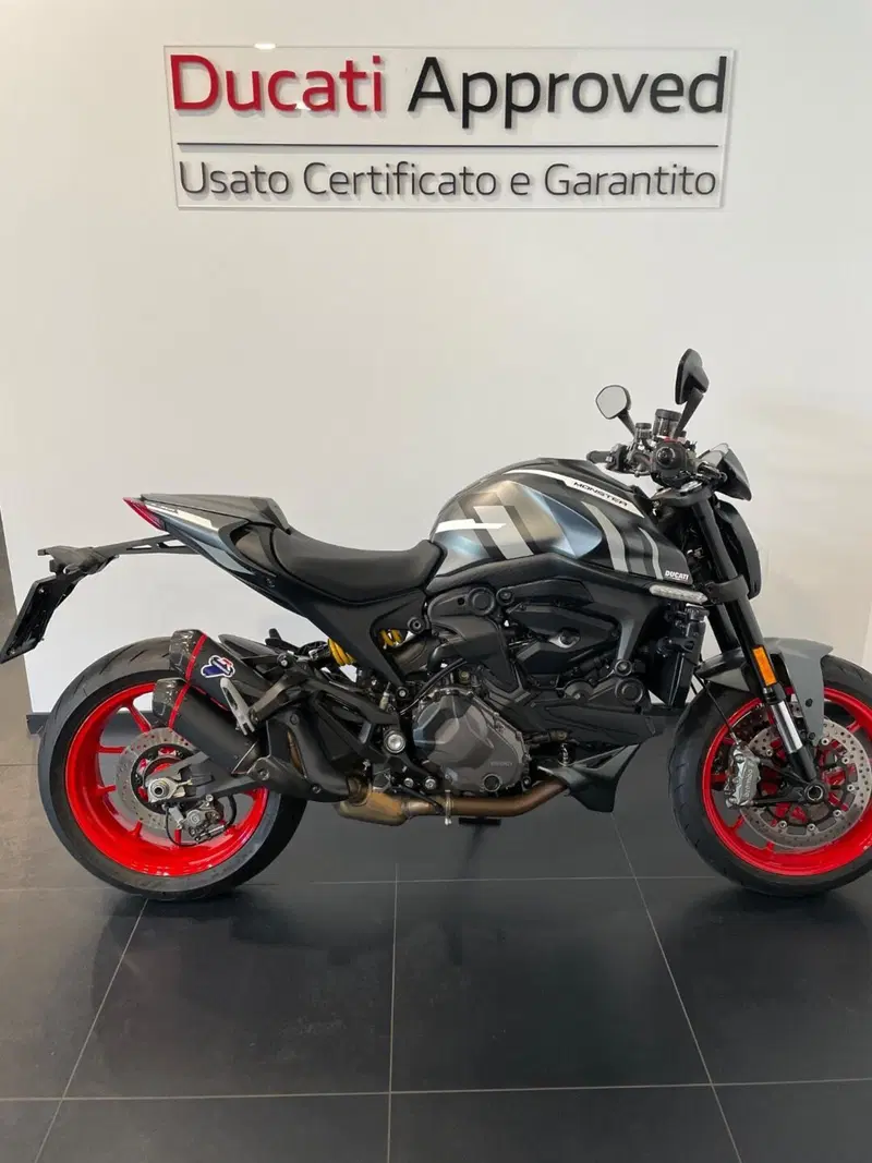Ducati Monster 937 + (2021 - 25)