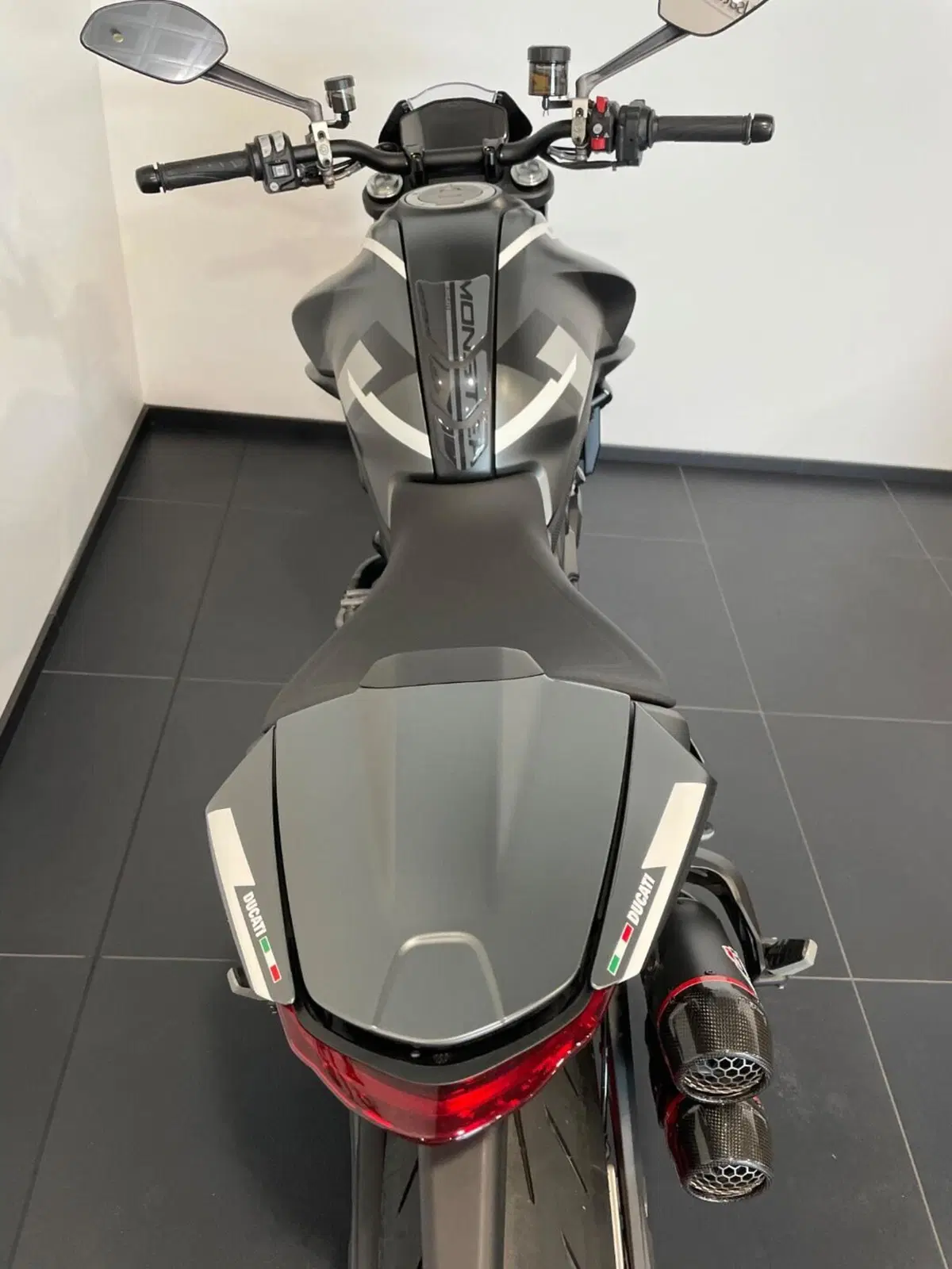 Ducati Monster 937 + (2021 - 25) (8)