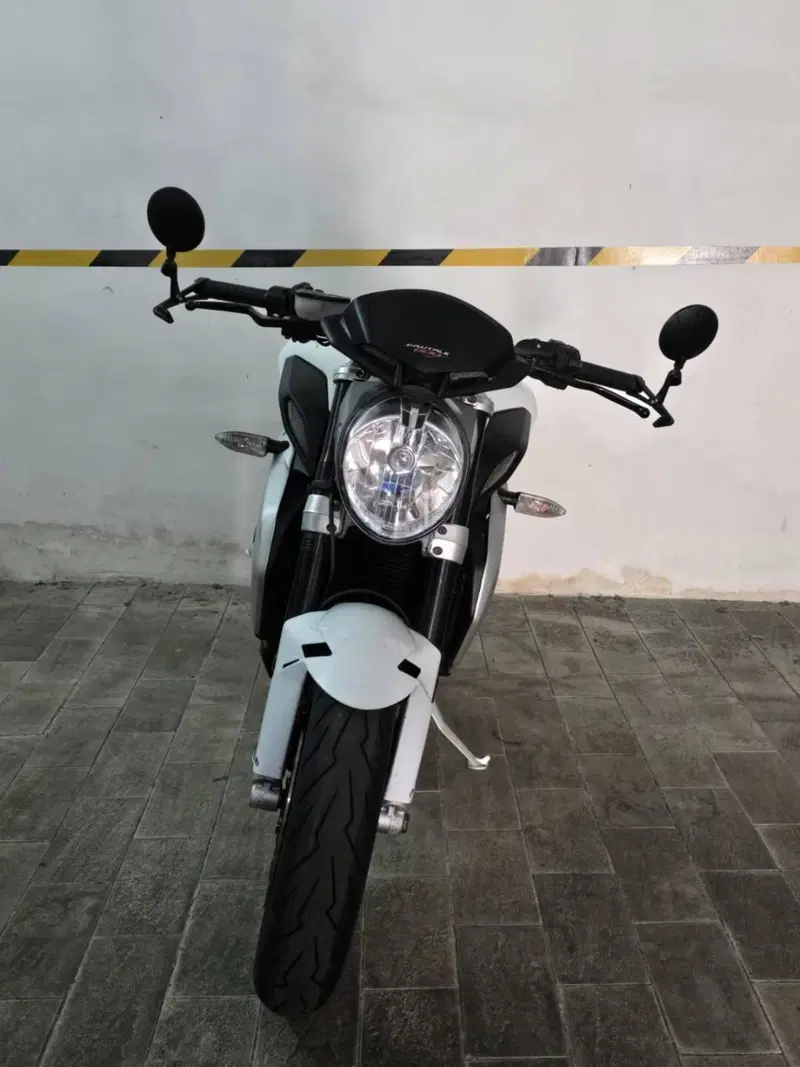 MV Agusta Brutale 800 (2012 - 15) (3)