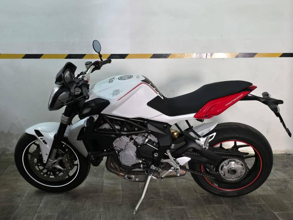 MV Agusta Brutale 800 (2012 - 15) (2)