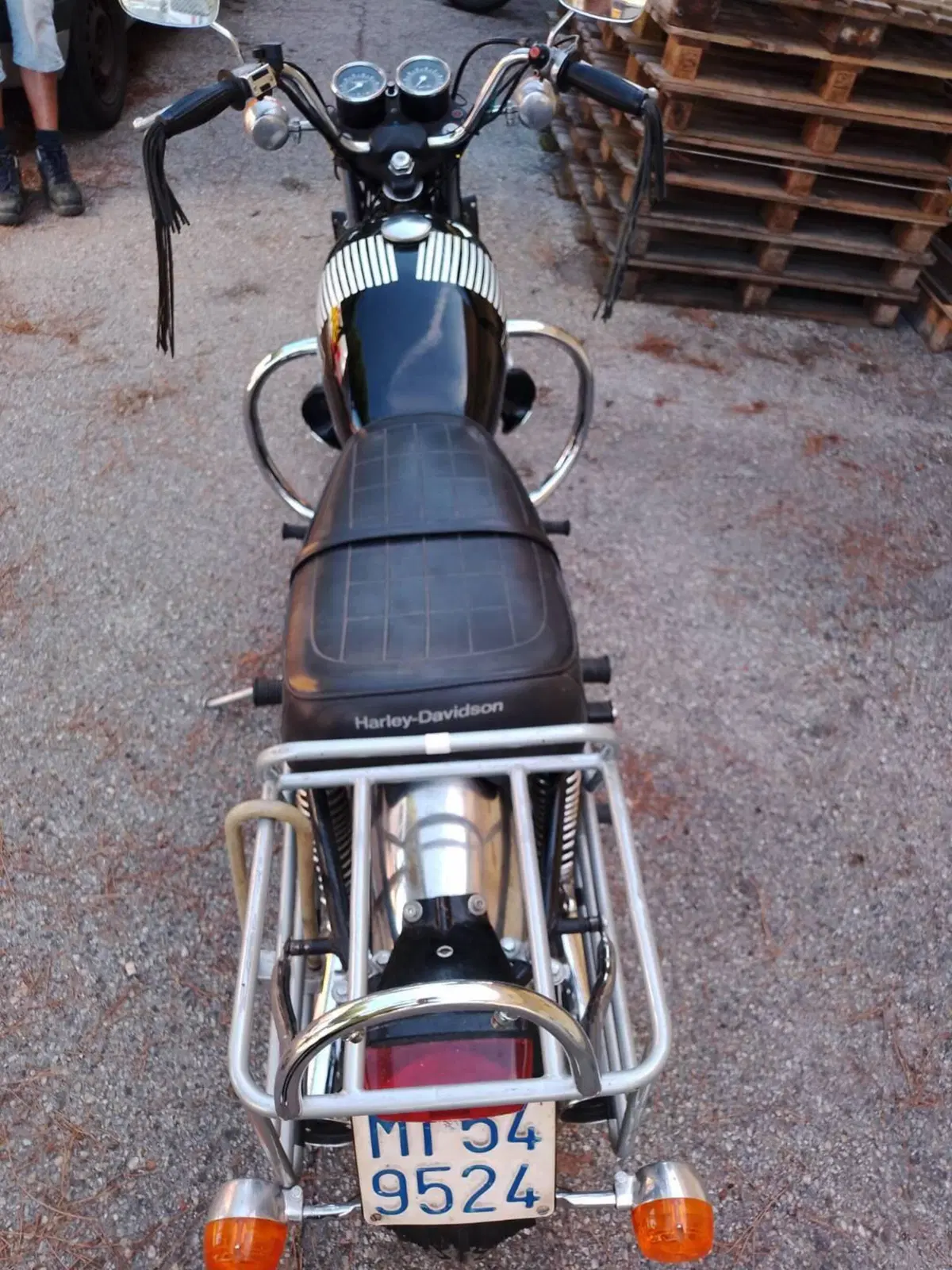 Aermacchi Harley-Davidson 350 NE (4)
