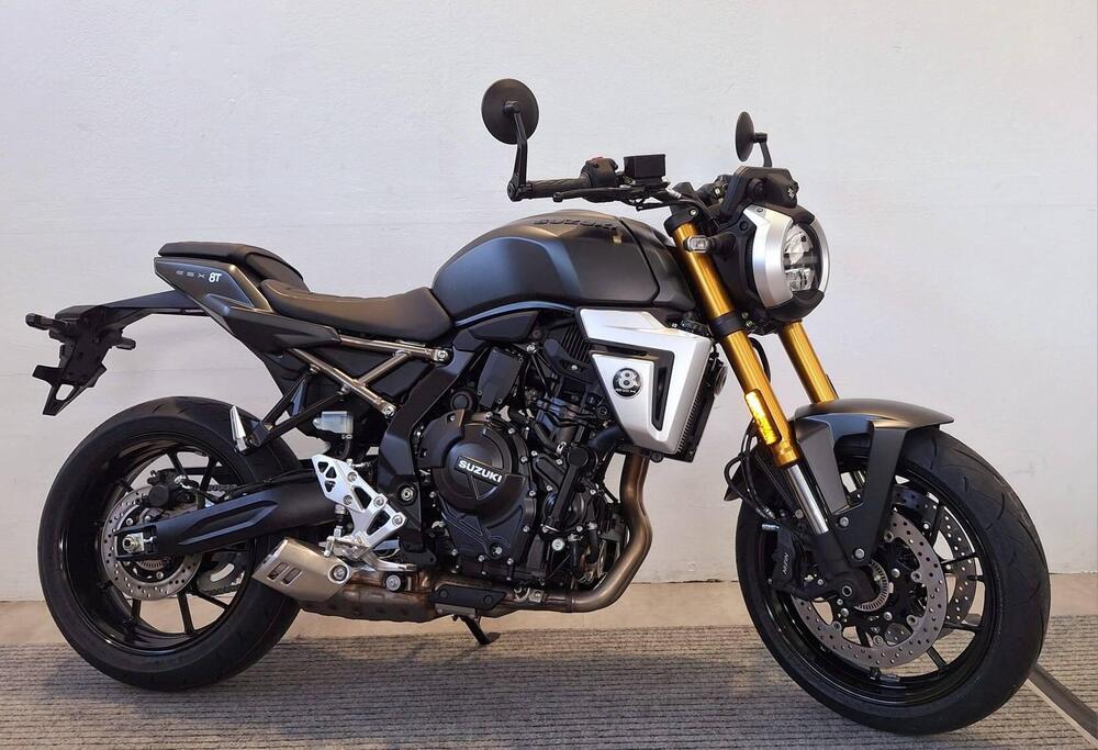 Suzuki GSX-8T (2025)
