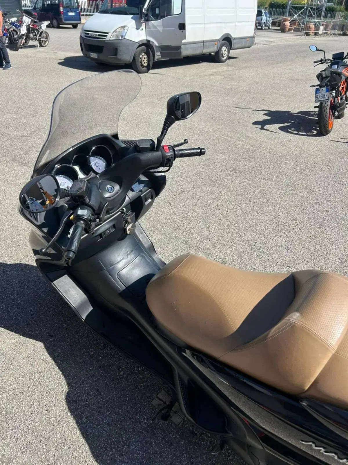 Yamaha Majesty 400 (2004 - 08) (4)
