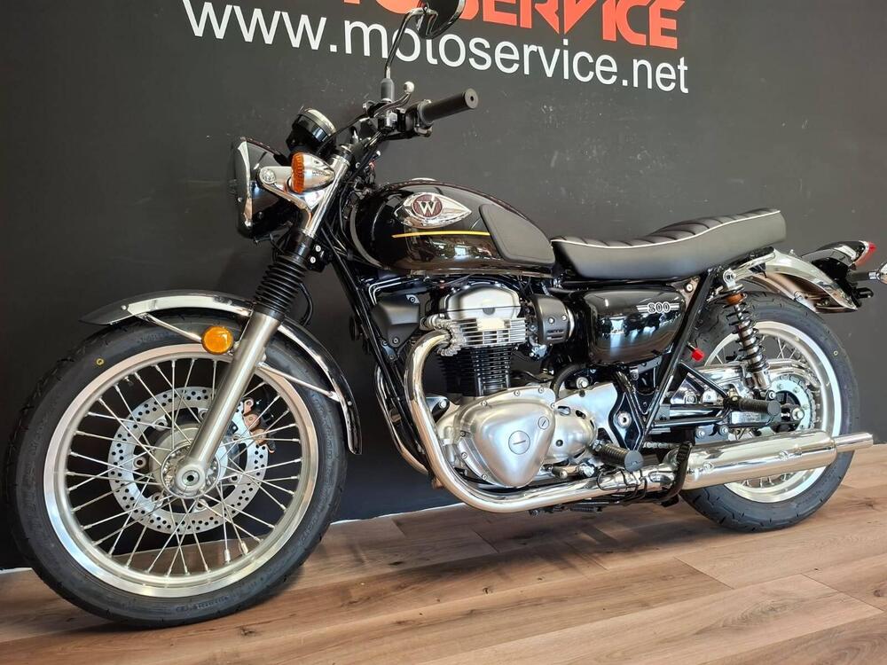 Kawasaki W 800 (2021 - 25) (2)