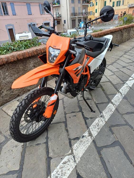 KTM 125 Enduro R (2025 - 26)