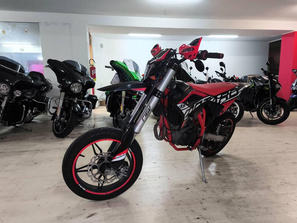 Betamotor RR 125 4T Motard LC (2021 - 23) (2)