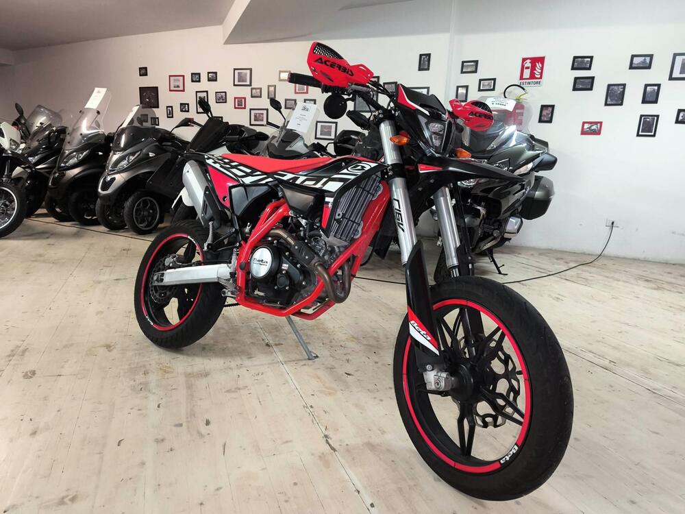 Betamotor RR 125 4T Motard LC (2021 - 23) (3)